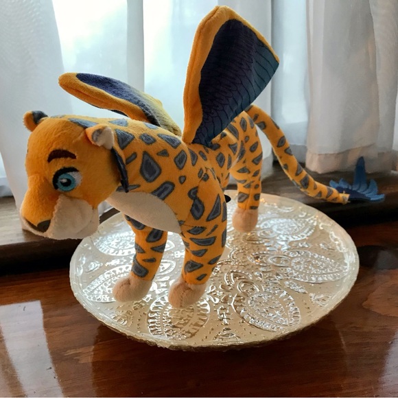 DISNEY Elana Of Avalon Skylar Flying Winged Leopard Cat Plush Stuffed Animal Toy - Picture 6 of 8